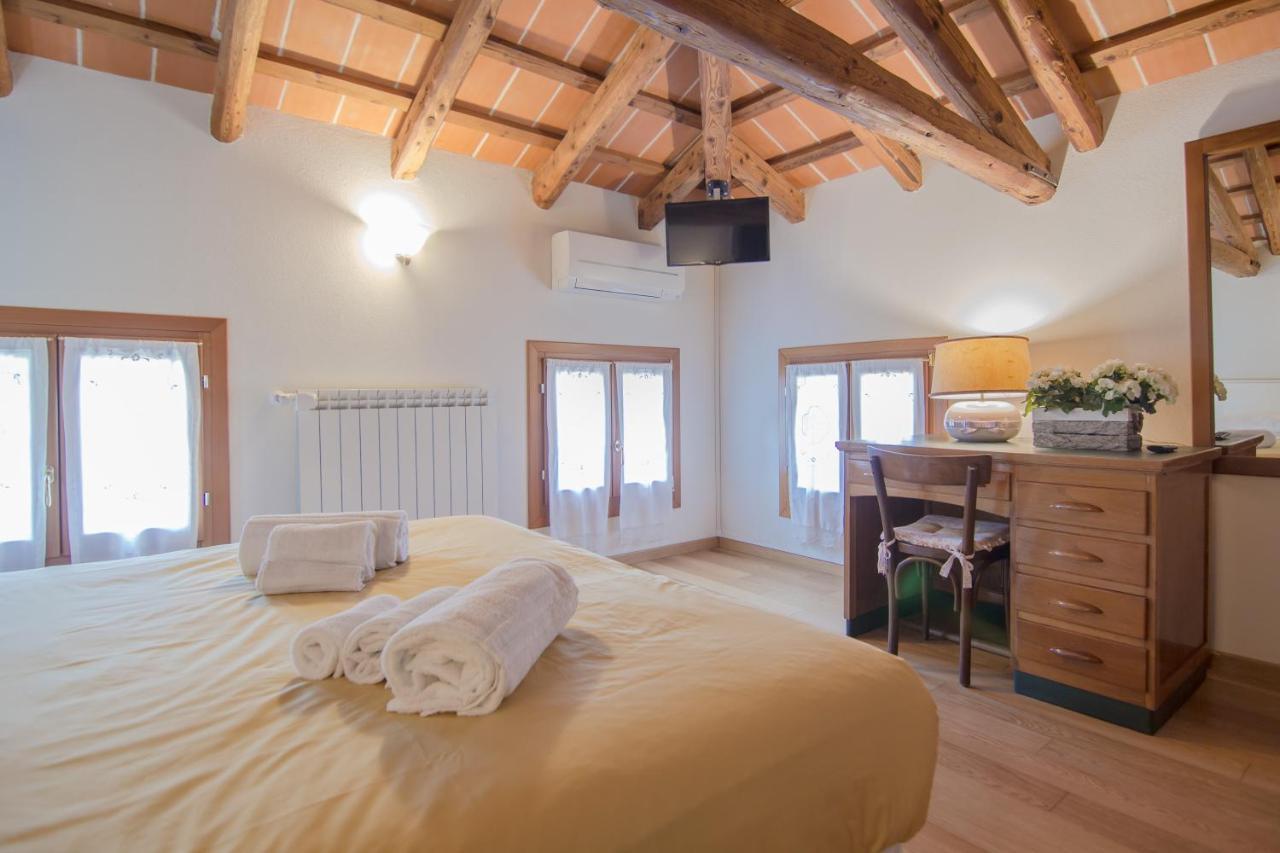 Villa Casolare La Quercia Correzzola Exterior foto