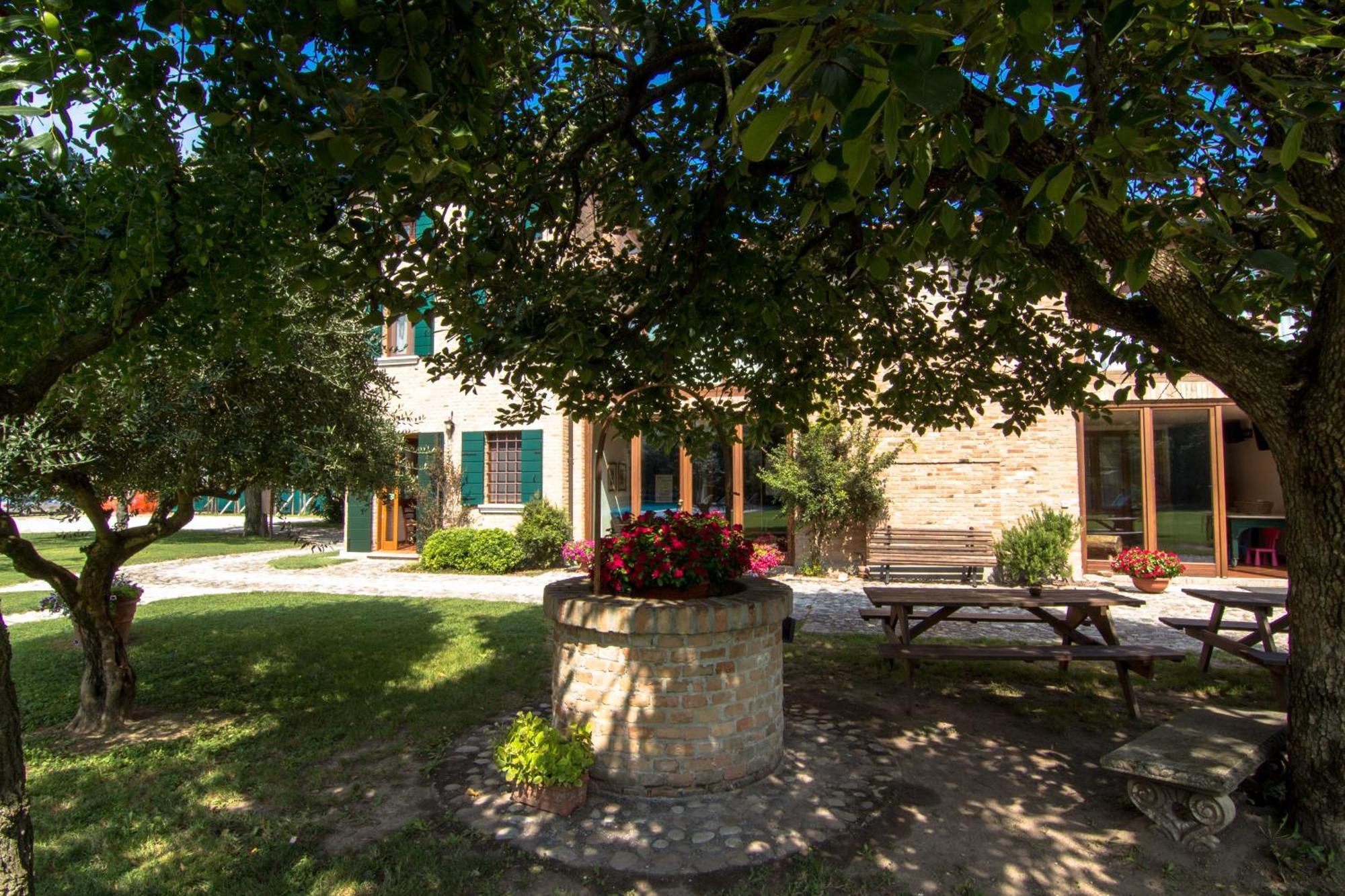 Villa Casolare La Quercia Correzzola Exterior foto